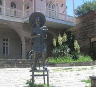 Ein georgiches Mädchen