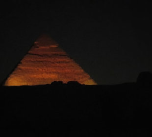 Lasershow Giseh Pyramiden