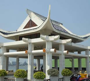 Pavillon an der Meerseite