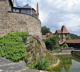 Außenansicht der Burg Lauenstein