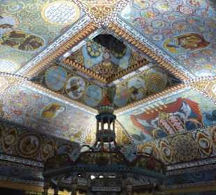 Im Museum POLIN: Nachbau einer Synagoge