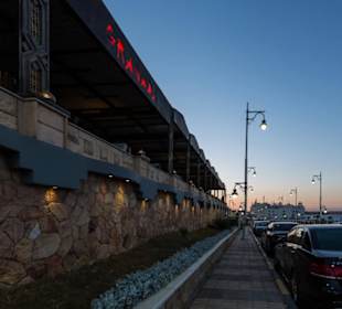 Granada Restaurant & pub