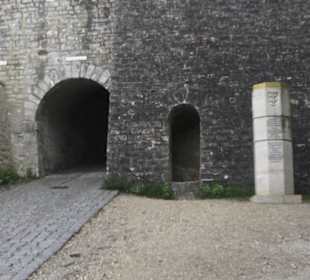 Stauferstele Nr. 25 - Burg Hohen Neuffen