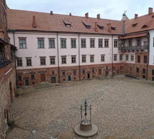 Территория замка