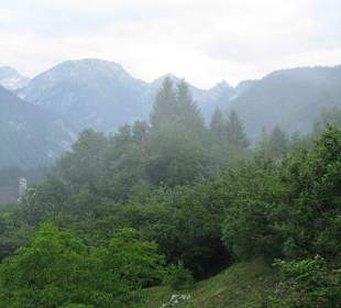 Jazera pri hore Triglav