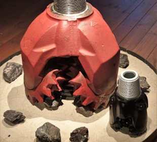 Bohrmeißel in der Abteilung "Expedition Meer"