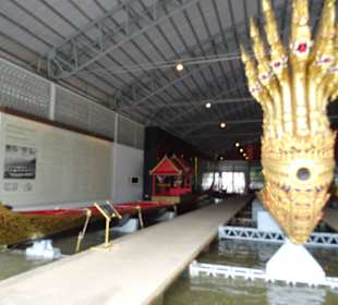 Im königlichem Barkenmuseum