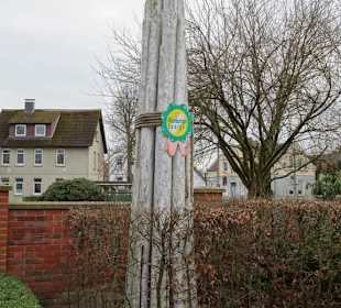 Spargelskulptur vor dem Museum