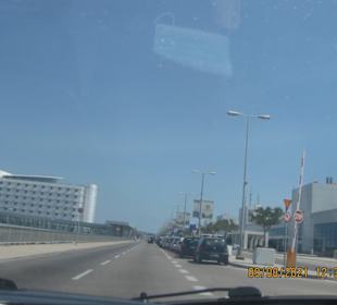 Hotel - Gebäude Flughafen Athen