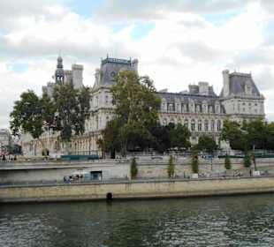 Hôtel de Ville
