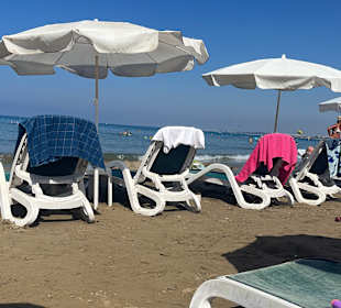 Strand Side