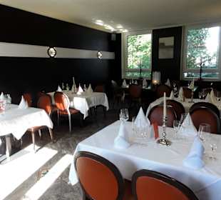 Die Gasträume des Restaurants