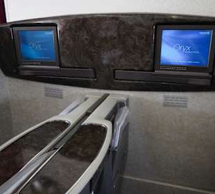 Qatar Airways Airbus A330, First Class