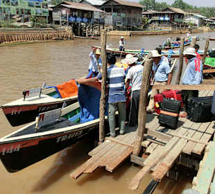 Nyaung Shwe Anlegestelle der Langboote