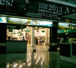 Eingang des Supermarktes in der Mal