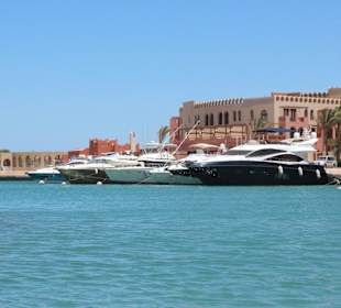 Durch die Lagunen von El Gouna