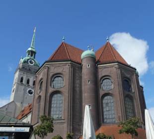 St. Peter und der „Alte Peter“ (Kirchenturm)