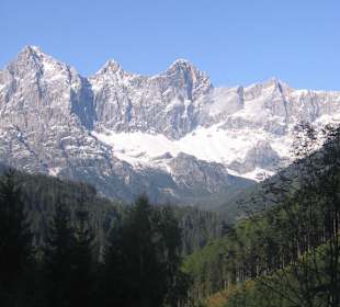 Auf dem Weg zum Latschenstüberl