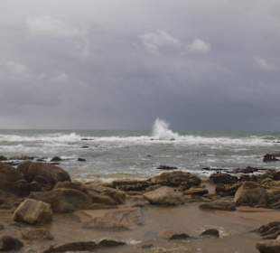 Wybrzeże oceanu w Miramarze