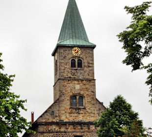 Außenansicht Petruskirche