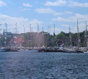 Tradionssegler im Museumshafen