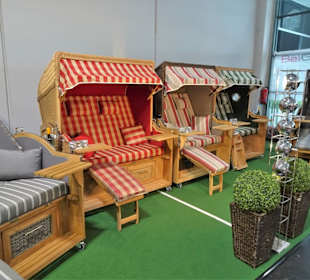 Rundgang über die Messe "HanseLife"