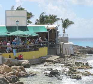 Maho Beach