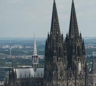 Ausblick vom Osman30 im 30.Stockwerk von Köln-Turm