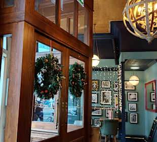 Garrick Arms 