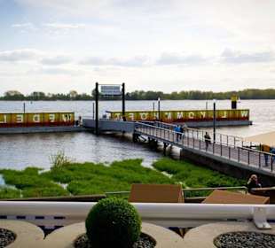 Ausblick von der überdachten Terrasse