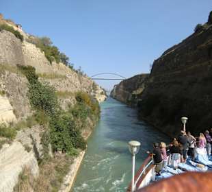 Durchfahrt  Kanal von Korinth  mit der MS Coral