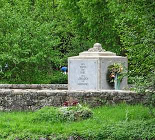 Gefallenendenkmal Feuersee Halbinsel
