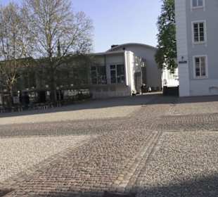Platz des Unsichtbaren Mahnmals