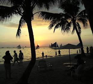 Bei dieser "Beleuchtung" wandert man noch gerne