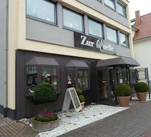Im Zentrum, Bielefelder Straße