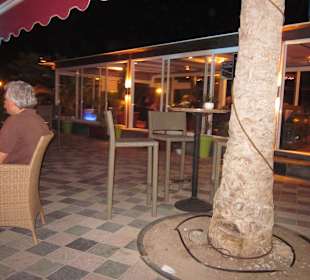 Wintergarten am Abend