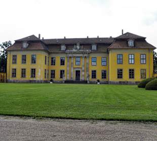  Außenansicht Schloss Mosigkau