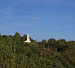 Góra Trzykrzyska widziana z Wieży Giedymina