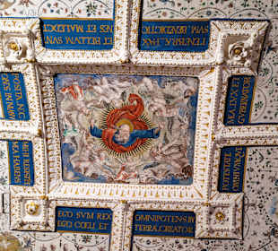 Mitte des Deckenfreskos