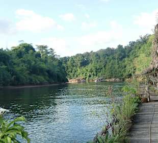 Idyllische Landschaft am Kwai Noi