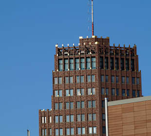 3. Per Lift in die Höhe steigen