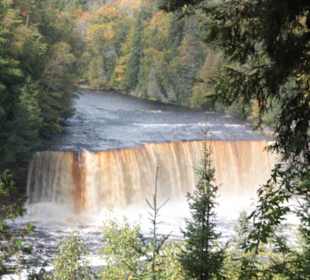 Tahquamenon Falls