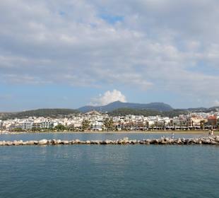 Blick auf die Strandpromenade