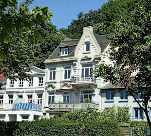 Häuser in Oevelgönne an der Promenade