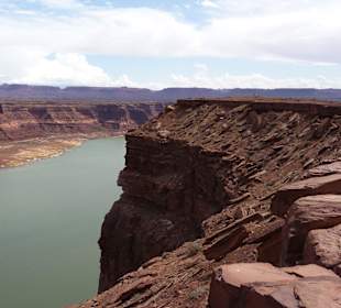 Viewpoint hoch über dem Stausee