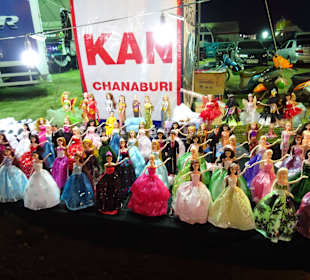 Auf dem Nachtmarkt von Kanchanaburi
