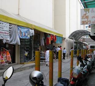 Pratunam Market