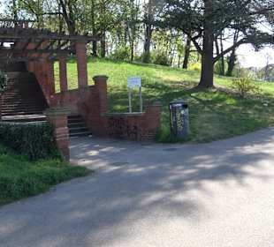 Belvedere im Rosengarten Villa Berg