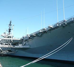 Flugzeugträger USS Midway