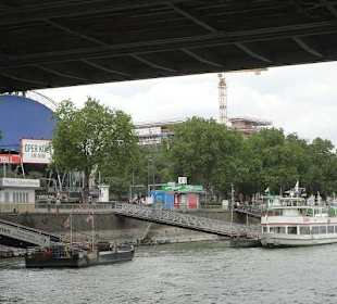 Große Kölner Hafenrundfahrt